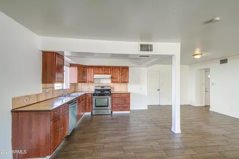 Kitchen - 7922 W Earll Dr, Phoenix, AZ 85033 photo 3 of 3