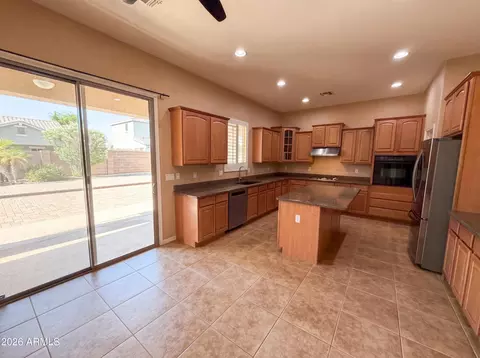 Kitchen - 3080 E Powell Way, Gilbert, AZ 85298 photo 4 of 4