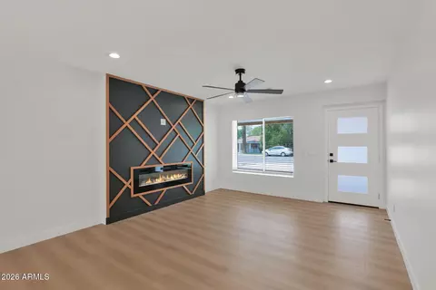 Living - 2507 E Devonshire Ave, Phoenix, AZ 85016 photo 1 of 4