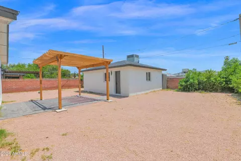 Exterior - 2507 E Devonshire Ave, Phoenix, AZ 85016 photo 1 of 1
