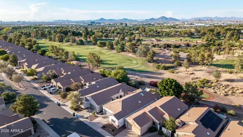 View/Area - 3312 E Maldonado Dr, Phoenix, AZ 85042 photo 5 of 11