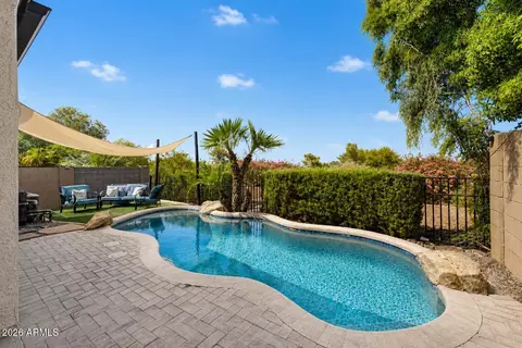 Exterior - 3312 E Maldonado Dr, Phoenix, AZ 85042 photo 3 of 4