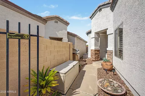 Exterior - 3312 E Maldonado Dr, Phoenix, AZ 85042 photo 1 of 4