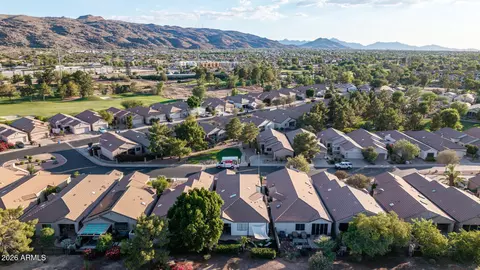 View/Area - 3312 E Maldonado Dr, Phoenix, AZ 85042 photo 9 of 11