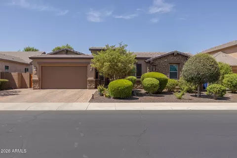 Exterior - 892 E Hampton Ln, Gilbert, AZ 85295 photo 5 of 5