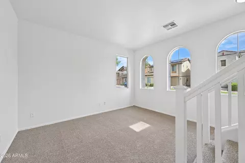Living - 1515 E Bloch Rd, Phoenix, AZ 85040 photo 3 of 4