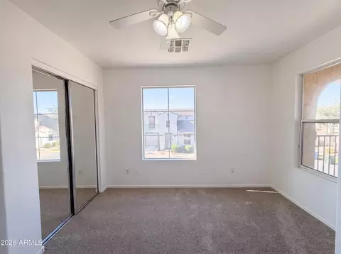 Bedroom - 1515 E Bloch Rd, Phoenix, AZ 85040 photo 2 of 14