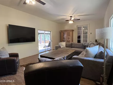 Living - 355 W Meadows Pl, Payson, AZ 85541 photo 2 of 3