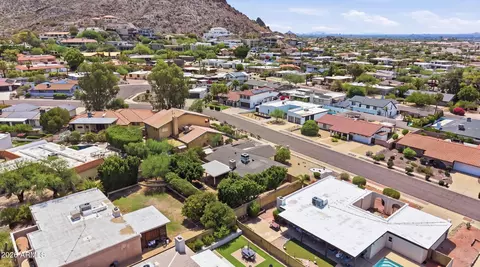 View/Area - 2206 E Nicolet Ave, Phoenix, AZ 85020 photo 2 of 5