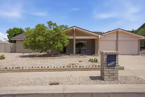 2206 E Nicolet Ave, Phoenix, AZ 85020