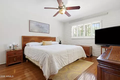 Bedroom - 2206 E Nicolet Ave, Phoenix, AZ 85020 photo 1 of 5