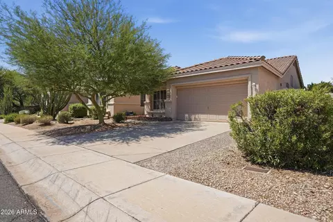Exterior - 4010 E Hamblin Dr, Phoenix, AZ 85050 photo 7 of 9
