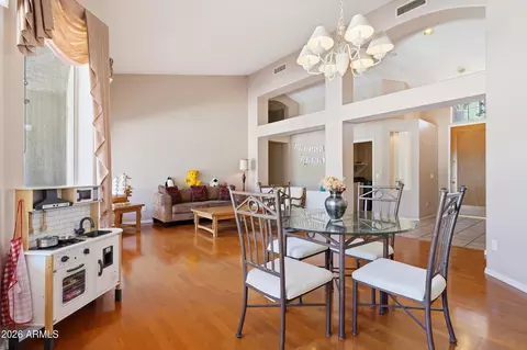 Dining - 4010 E Hamblin Dr, Phoenix, AZ 85050 photo 2 of 3