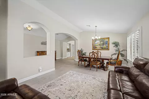 Dining - 250 E Chelsea Ln, Gilbert, AZ 85295 photo 1 of 3