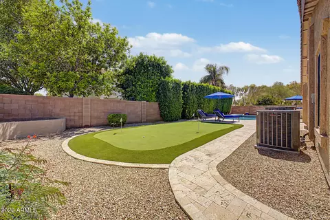 Exterior - 250 E Chelsea Ln, Gilbert, AZ 85295 photo 14 of 18