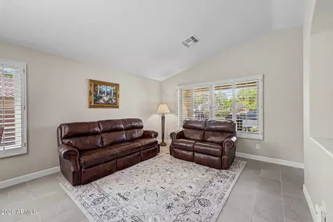 Living - 250 E Chelsea Ln, Gilbert, AZ 85295 photo 1 of 4
