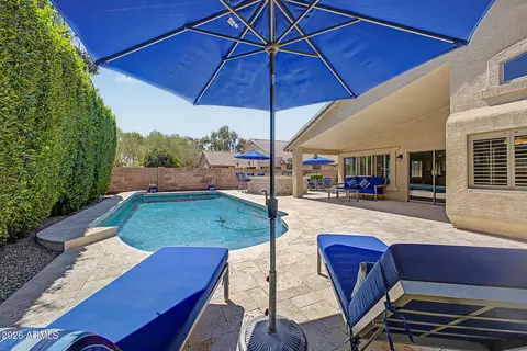 Exterior - 250 E Chelsea Ln, Gilbert, AZ 85295 photo 11 of 18