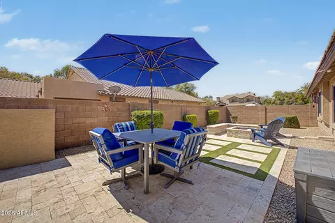 Exterior - 250 E Chelsea Ln, Gilbert, AZ 85295 photo 5 of 18
