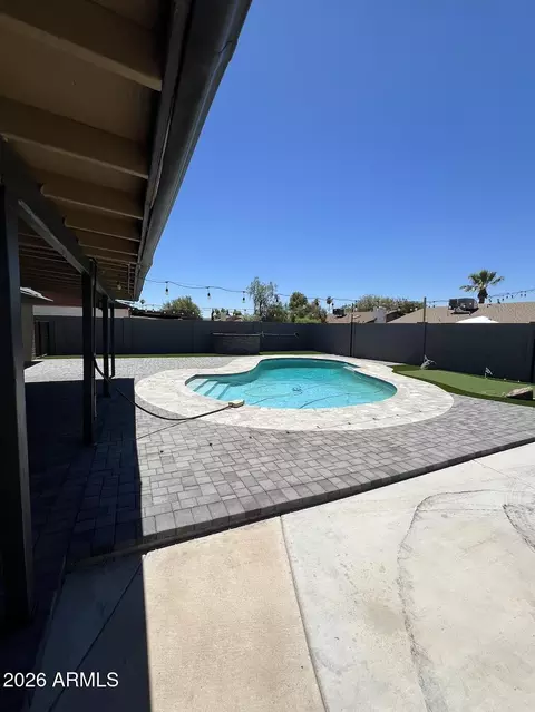 4053 W Dahlia Dr, Phoenix, AZ 85029
