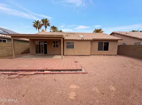 Exterior - 2945 E Hononegh Dr, Phoenix, AZ 85050 photo 2 of 7