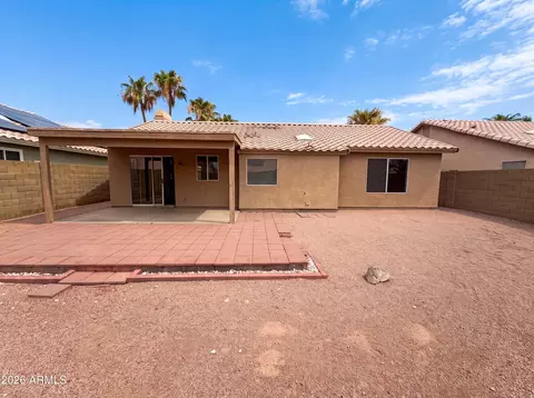 Exterior - 2945 E Hononegh Dr, Phoenix, AZ 85050 photo 4 of 7