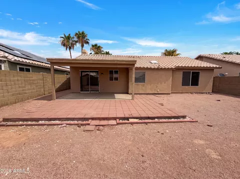 Exterior - 2945 E Hononegh Dr, Phoenix, AZ 85050 photo 5 of 7