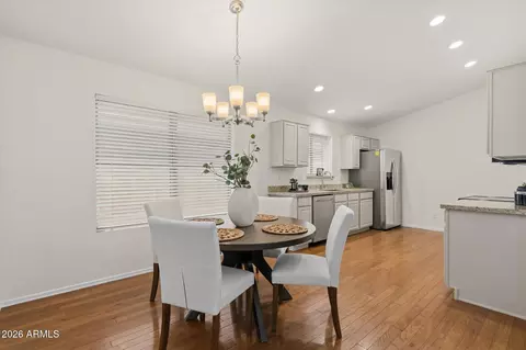 Dining - 4611 E Abraham Ln, Phoenix, AZ 85050 photo 1 of 1