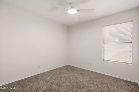 Bedroom - 4611 E Abraham Ln, Phoenix, AZ 85050 photo 4 of 4