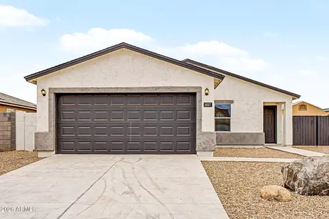 10590 W Fernando Dr, Arizona City, AZ 85123