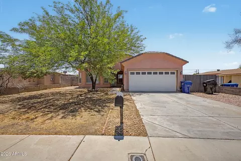 109 E Madden Dr, Avondale, AZ 85323