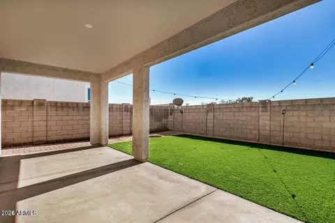 Exterior - 1927 W 23rd Ave, Apache Junction, AZ 85120 photo 4 of 8