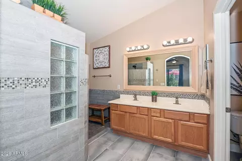 Bath - 10227 E Osage Ave E, Mesa, AZ 85212 photo 3 of 5