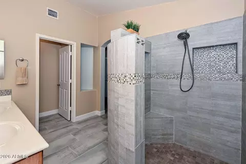 Bath - 10227 E Osage Ave E, Mesa, AZ 85212 photo 5 of 5