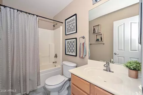 Bath - 10227 E Osage Ave E, Mesa, AZ 85212 photo 1 of 5