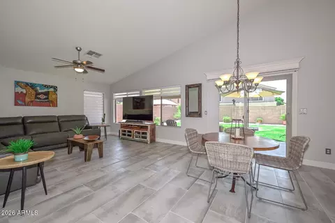 10227 E Osage Ave E, Mesa, AZ 85212