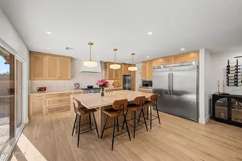 Kitchen - 3341 E Cochise Dr, Phoenix, AZ 85028 photo 1 of 5