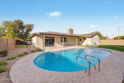 Exterior - 3341 E Cochise Dr, Phoenix, AZ 85028 photo 6 of 10