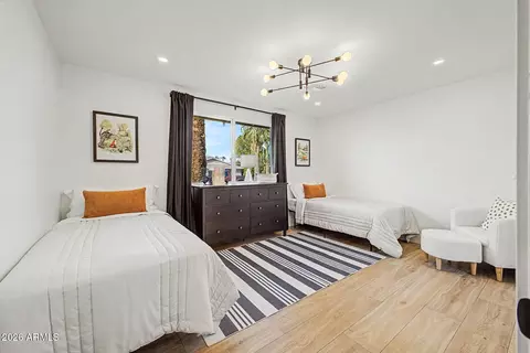 Bedroom - 3341 E Cochise Dr, Phoenix, AZ 85028 photo 3 of 4
