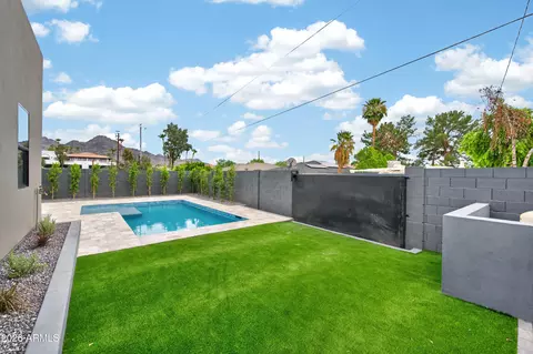 Exterior - 1335 E Kaler Dr, Phoenix, AZ 85020 photo 7 of 7