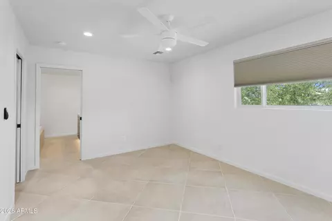 Bedroom - 35 E Papago Dr, Tempe, AZ 85288 photo 3 of 4