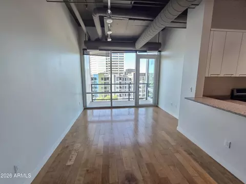 Living - 1 E Lexington Ave #701, Phoenix, AZ 85012 photo 2 of 4