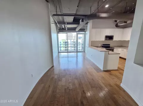 Living - 1 E Lexington Ave #701, Phoenix, AZ 85012 photo 1 of 4