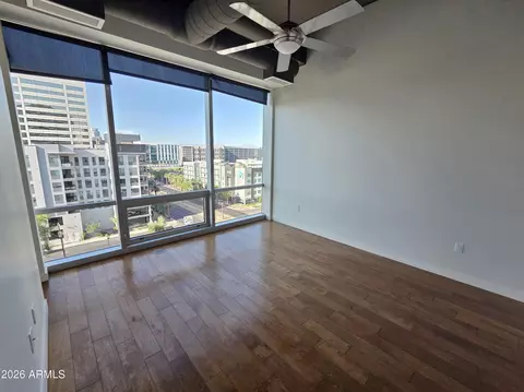 Living - 1 E Lexington Ave #701, Phoenix, AZ 85012 photo 3 of 4
