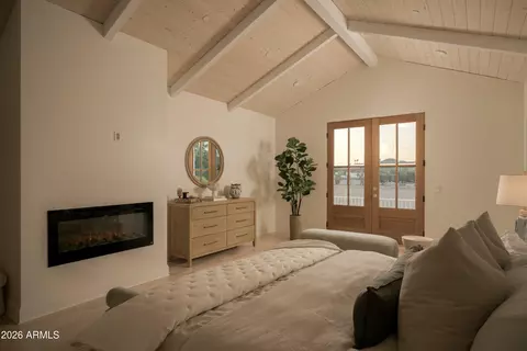 Bedroom - 32 W Linger Ln, Phoenix, AZ 85021 photo 1 of 4