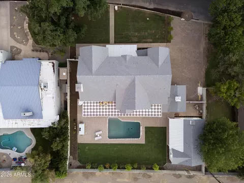 View/Area - 32 W Linger Ln, Phoenix, AZ 85021 photo 2 of 2