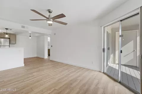Living - 1720 E Thunderbird Rd #2020, Phoenix, AZ 85022 photo 3 of 4