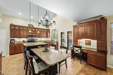 Kitchen - 878 W Windhaven Ave, Gilbert, AZ 85233 photo 2 of 4
