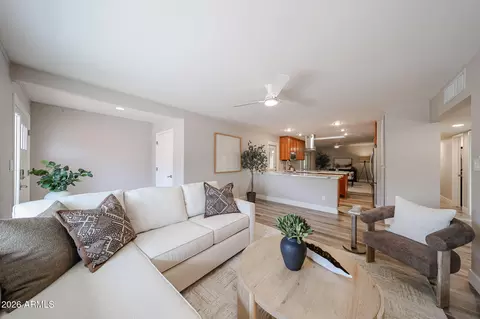 Living - 1202 E Alice Ave, Phoenix, AZ 85020 photo 2 of 2