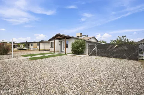 Exterior - 2308 E Delgado St, Phoenix, AZ 85022 photo 1 of 6