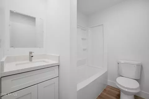 Bath - 2308 E Delgado St, Phoenix, AZ 85022 photo 2 of 2